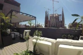 Ga tàu điện nổi tiếng Tây Ban Nha cấm quay video TikTok