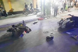 Hà Nội: Nhóm đối tượng đuổi đánh nhau, 1 người đi đường tử vong 