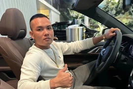 Bí mật đằng sau vỏ bọc “thiếu gia” thích khoe tiền tỷ, xe sang