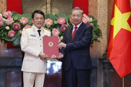 Thăng quân hàm Đại tướng, Thượng tướng cho lãnh đạo Công an và Quân đội 