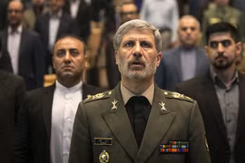 Quân đội Iran được đặt trạng thái sẵn sàng chiến đấu