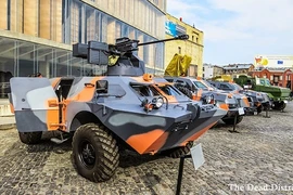 Biến BRDM-2 của Việt Nam thành robot chiến đấu, tại sao không?