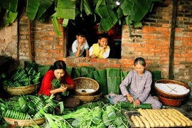 Tâm sự của nàng dâu 5 năm chưa được ăn Tết nhà ngoại