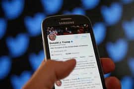 Tài khoản Twitter của Tổng thống Trump bất ngờ biến mất