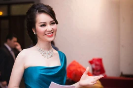 Thông tin hiếm hoi về chồng đại gia của Á hậu Thụy Vân