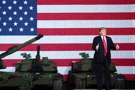 Mỹ lần đầu tiên phô diễn sức mạnh quân sự vào ngày Quốc khánh