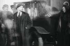 Bí mật nào trong hồ sơ gốc vụ ám sát lãnh tụ Vladimir Lenin