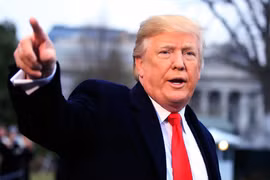 Tổng thống Trump đe dọa sẽ khiến Nga và Trung Quốc "tỉnh táo lại"