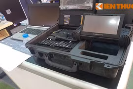 Bất ngờ kho “đồ nghề” của điệp viên tại HSE Hà Nội