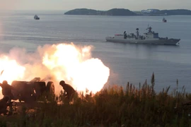 Tàu chiến Nga vây kín Syria, Mỹ vào thế khó?