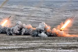 Nga mang vũ khí sánh ngang với bom hạt nhân tới Syria