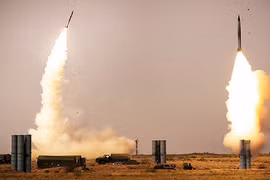 Nga chuyển giao S-400 cho Trung Quốc “khóa” Biển Hoa Đông 