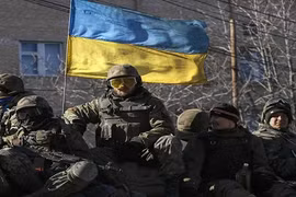 Ukraine gia nhập NATO: Washington nói không, Kiev nói có