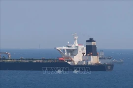 Anh hạ giọng, ra điều kiện thả siêu tàu chở dầu Iran