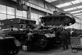 Bên trong các nhà máy sản xuất xe tăng thời Thế chiến thứ 2