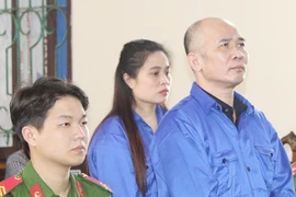 Phạt tù “cặp đôi” lừa đảo 8 người đi xuất khẩu lao động