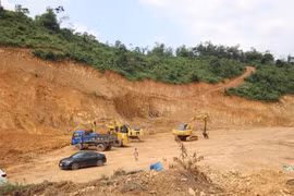 Chuẩn bị đấu giá hàng loạt mỏ đất san lấp ở Hòa Bình 