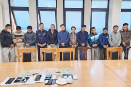 Bắt quả tang nhóm đối tượng tổ chức đánh bạc bằng hình thức xóc đĩa