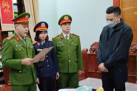 Giám đốc và kế toán Cty HX Nework bị khởi tố do mua bán trái phép hóa đơn