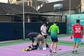 Người đàn ông 54 tuổi đột quỵ, tử vong khi chơi pickleball