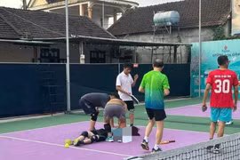 Người đàn ông 54 tuổi đột quỵ, tử vong khi chơi pickleball