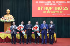 Bí thư Thành ủy Hà Tĩnh Dương Tất Thắng làm Phó Chủ tịch UBND 