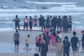 Nam thanh niên đuối nước tử vong khi tắm biển ở Quảng Trị