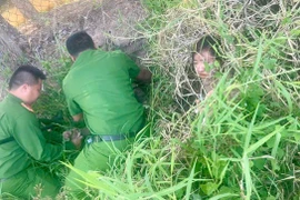 Bắt giữ cặp đôi “đạo chích” lẩn trốn trong bụi cỏ ở Ninh Thuận
