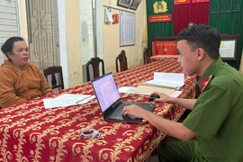 “Nữ quái” mua sổ đỏ giả rồi mang đi cầm cố 200 triệu đồng