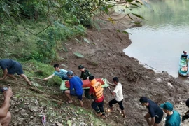 Nhảy xuống hố sâu cứu em, hai anh em ruột đuối nước thương tâm