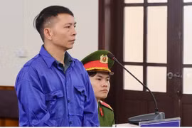 Lĩnh 7 năm tù vì cố tình đâm xe ô tô vào người khác