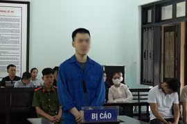 Lừa chiếm đoạt hơn 1 tỷ đồng, chàng trai lĩnh gần 10 năm tù