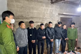 Đột kích sòng “xóc đĩa” ở Quảng Trị, bắt 7 đối tượng