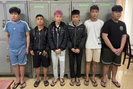 Bắt khẩn cấp nhóm đối tượng cưỡng đoạt tài sản của học sinh