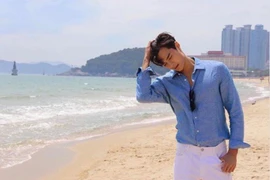 Chết mê thân hình đẹp như tạc tượng của Nam vương Hàn Quốc