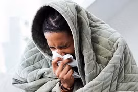 Mắc cúm mùa có nên uống thuốc kháng sinh hay không?