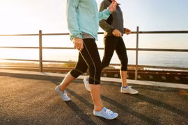 6 lợi ích của việc đi bộ đầu năm mới