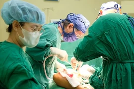 Hy hữu: 8 năm mới phát hiện được trật khớp háng bẩm sinh