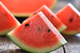 Lợi ích sức khoẻ đáng ngạc nhiên của dưa hấu