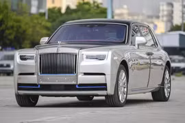 Ngắm Rolls-Royce Phantom VIII "giá rẻ" về Việt Nam, chỉ 39 tỷ đồng