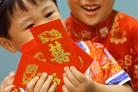 Đòi không được 60 triệu tiền lì xì, hai con kiện bố ra tòa