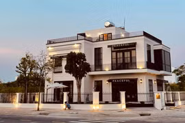 Biệt thự đồ sộ hơn 40 tỷ của Quốc Trường 