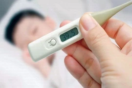 Bé 6 tháng tuổi mắc não mô cầu, dấu hiệu nào cảnh báo bệnh ở trẻ?