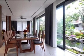 Cận cảnh biệt thự 3 tầng 80 tỷ của cụ bà ở Hưng Yên