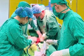 Thẩm mỹ vùng kín tại Spa, cô gái trẻ sốc mất máu, biến dạng vùng kín