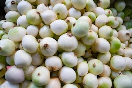 Những công dụng bất ngờ của hành trắng ít người biết