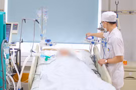 Viêm tụy cấp từ thói quen uống rượu bia mỗi ngày