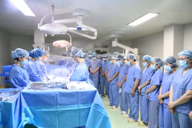 Chàng trai 18 tuổi chết não, giúp “hồi sinh” 6 cuộc đời mới