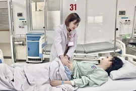 Cứu thai phụ chửa ngoài tử cung bị vỡ, bác sĩ cảnh báo "nóng"