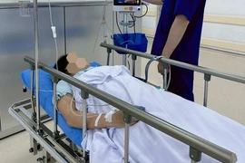 Sốc phản vệ độ III vì tiêm filler làm đẹp